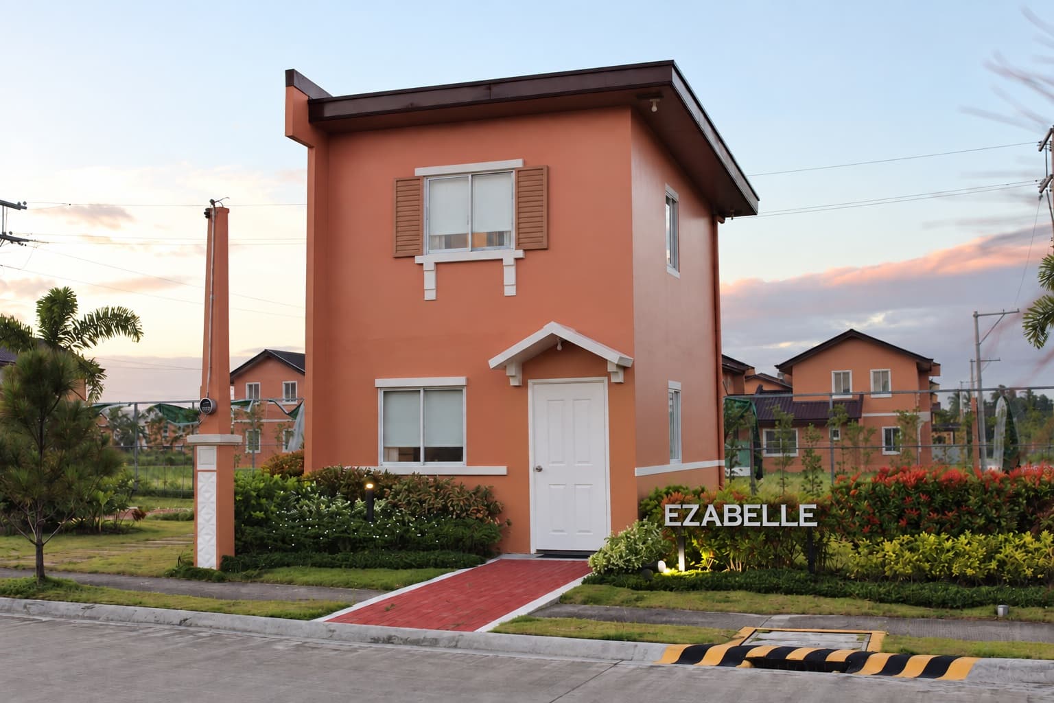 Ezabelle 1
